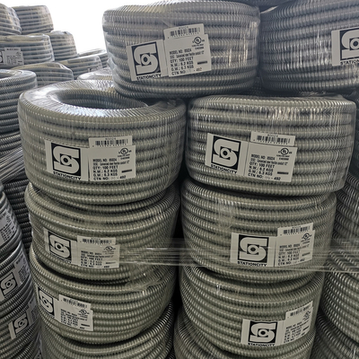 3/4“ Vloeibaar Strak van de de Hete Onderdompelingsrol van de Flexibel Metaalbuis Grijs Met een laag bedekt pvc leverancier